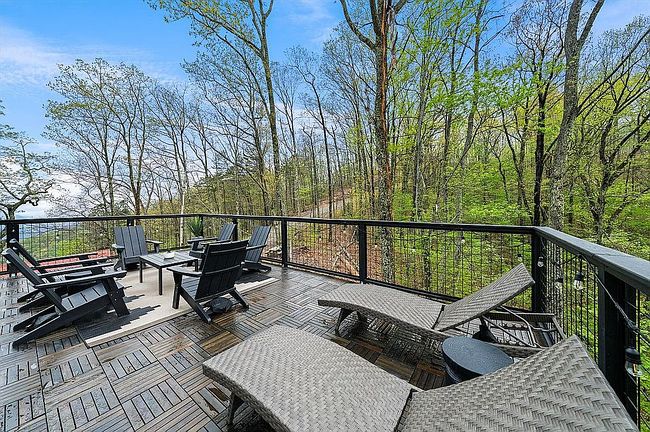 Photo of 1114 Red Maple Ln, Sevierville, TN