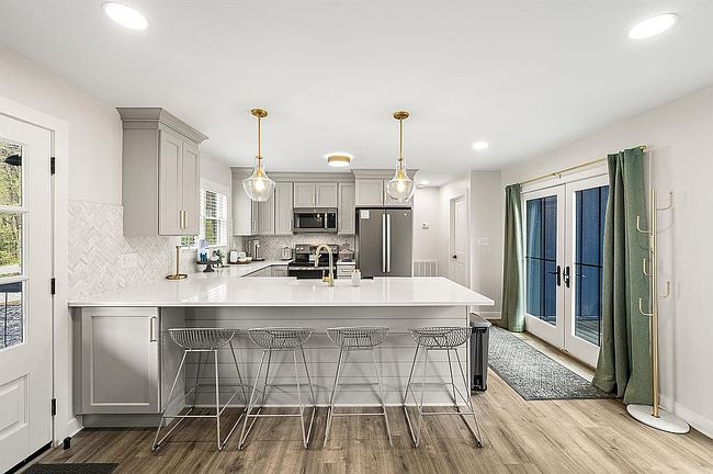 Additional photo 2 of property located at 1114 Red Maple Ln