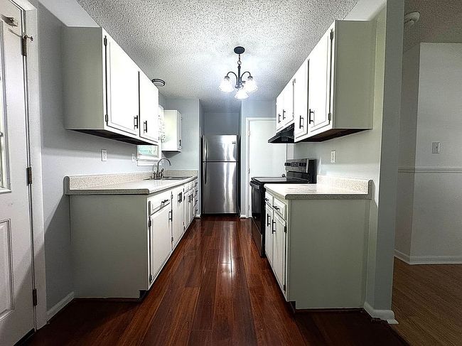 Photo of 5105 Whistling Well Ct, North Chesterfield, VA