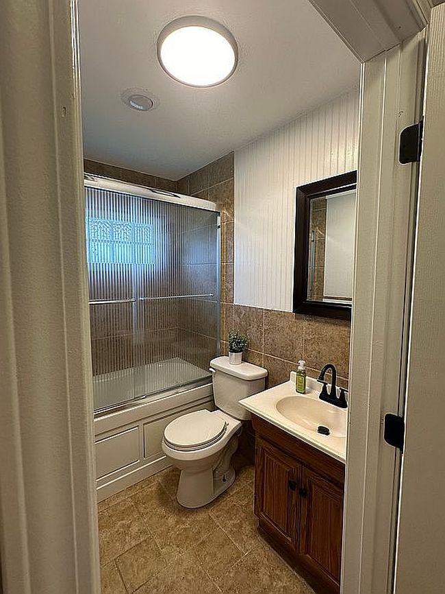Photo of 311 S Sunset Hills Dr, Concordia, MO