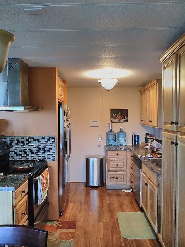 Image of 302 School Rd #8