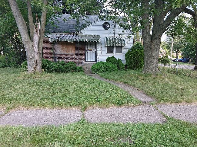 Photo of 12100 Duchess St, Detroit, MI