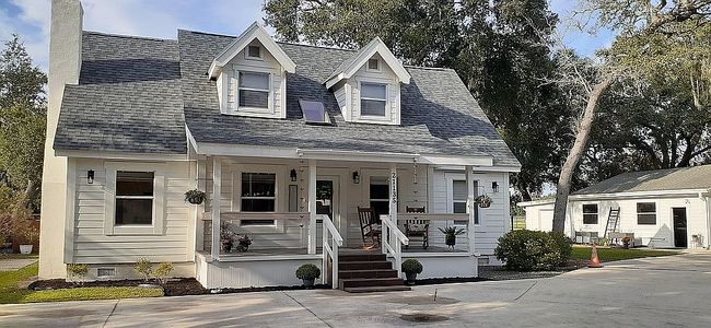 Photo of 21135 Peckham Ave