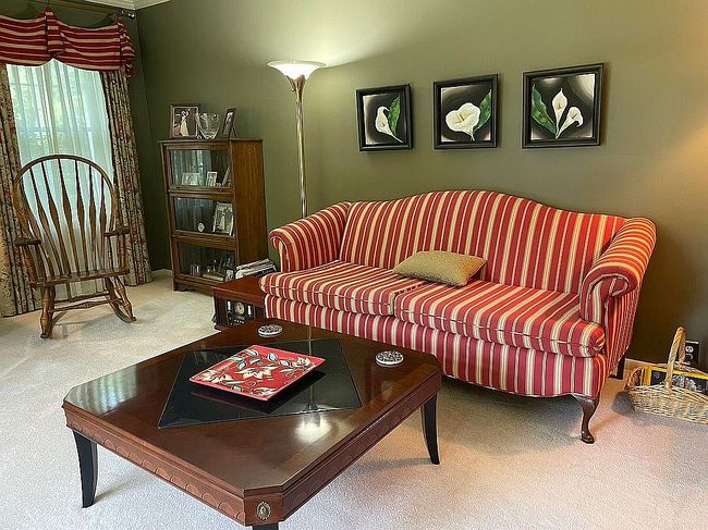 Photo of 5675 Winthrop Dr, Erie, PA