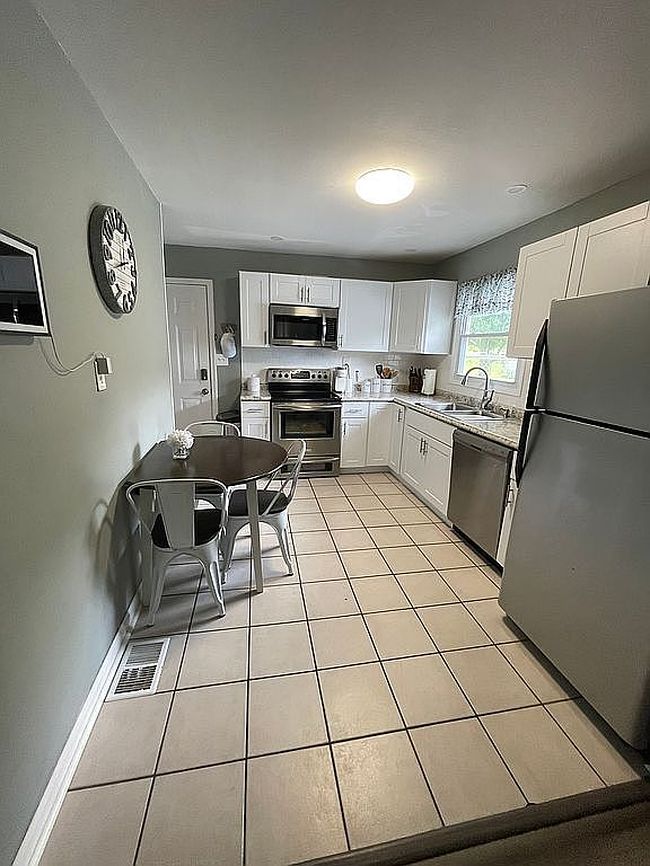 Image of 1224 Jeanette Dr