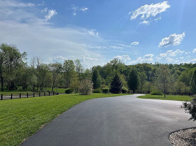 Image of 702 Cedar Hill Rd