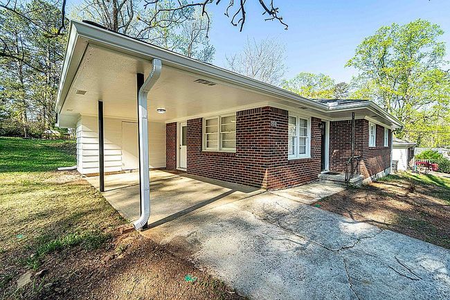 Additional photo 1 of property located at 2024 Frank Ln Se