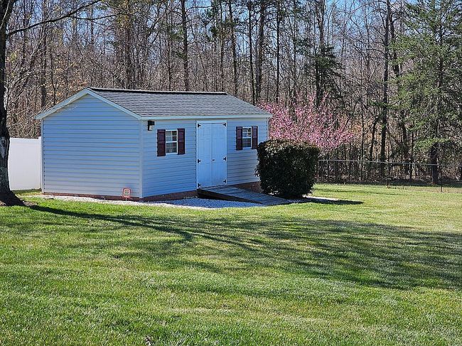 Image of 1339 Barker Dr