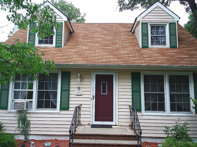 Image of 627 E Vail Rd