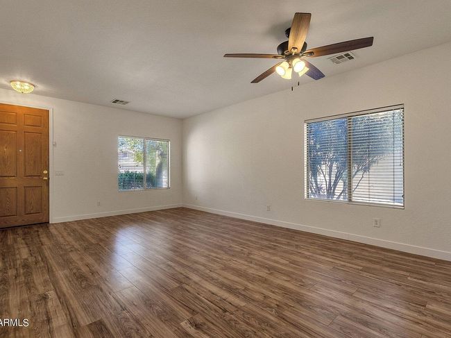 Additional photo 2 of property located at 103 E Palomino Way