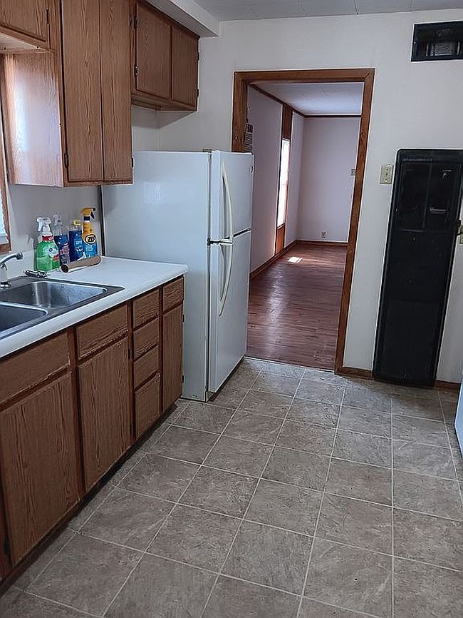 Image of 1208 Sw Wayne Ave