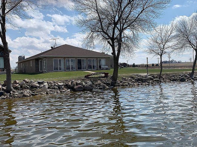 Image of 1030 Eastshore Dr