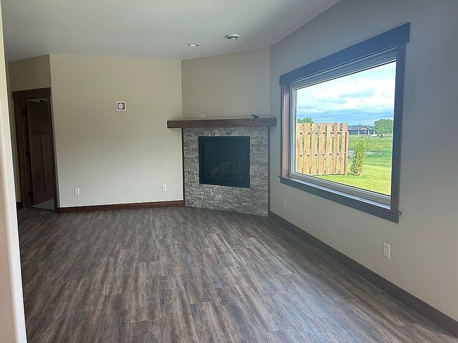Photo of 834 Lake Forest Cir, Detroit Lakes, MN