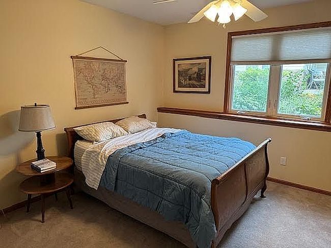 Photo of 5605 Meredith Dr #8A, Des Moines, IA