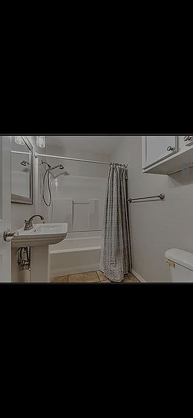 Image of 2730 W College Ave