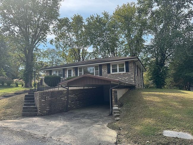 Image of 213 Elm St