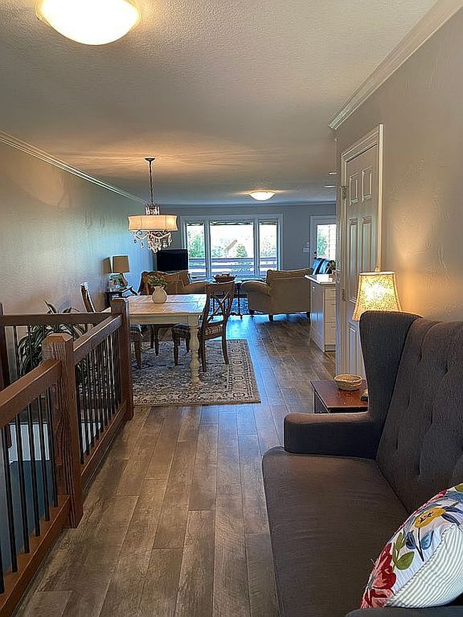 Image of 235 Fairway Dr