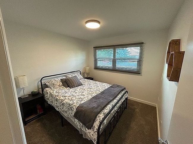 Image of 2426 Sw Olson Ave