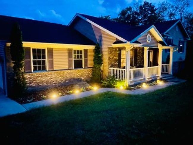Image of 1456 Halleck Rd