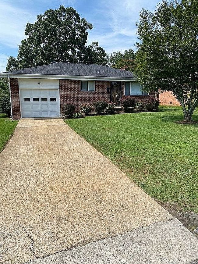 Photo of 59 Gattis Dr, Fort Oglethorpe, GA