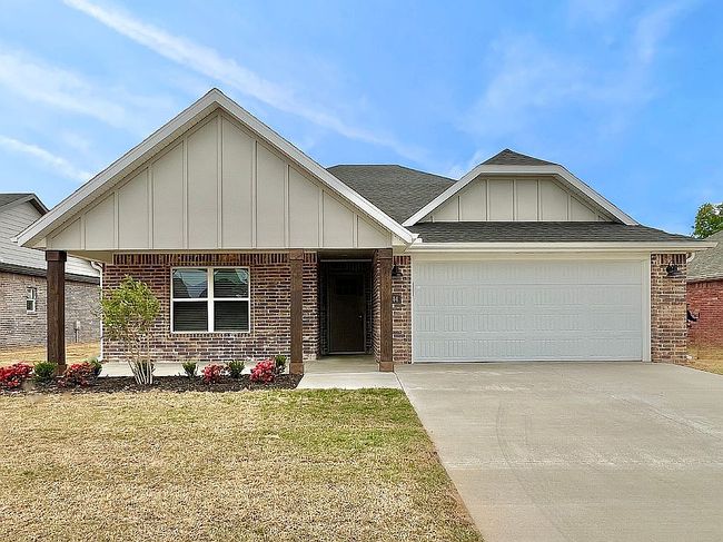 Image of 944 Silver Birch St