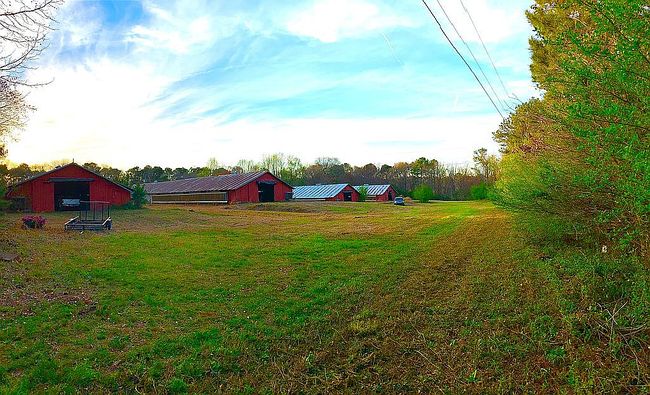 Photo of 331 Calhoun Rd, Griffin, GA
