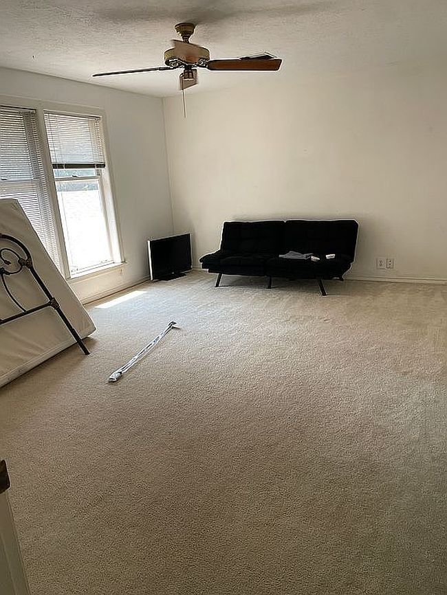 Additional photo 2 of property located at 501 W Buffalo St