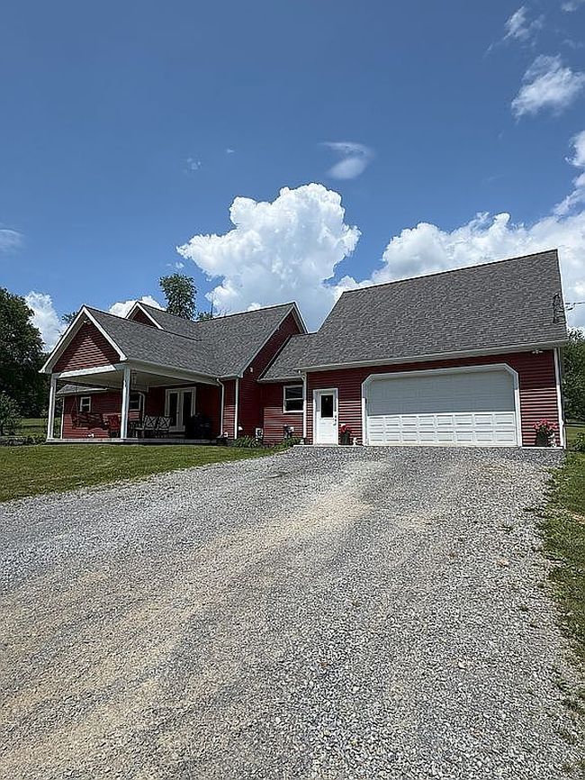 Photo of 1750 Rosely Rd, Saint Marys, PA