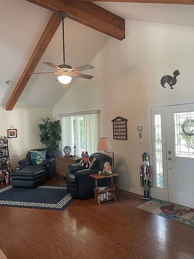 Photo of 606 Skyline Dr, Loda, IL