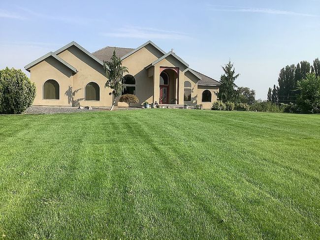 Photo of 17408 Road 5.2 Nw