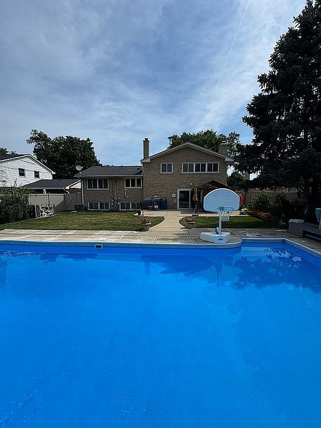 Photo of 804 S Euclid Ave, Elmhurst, IL