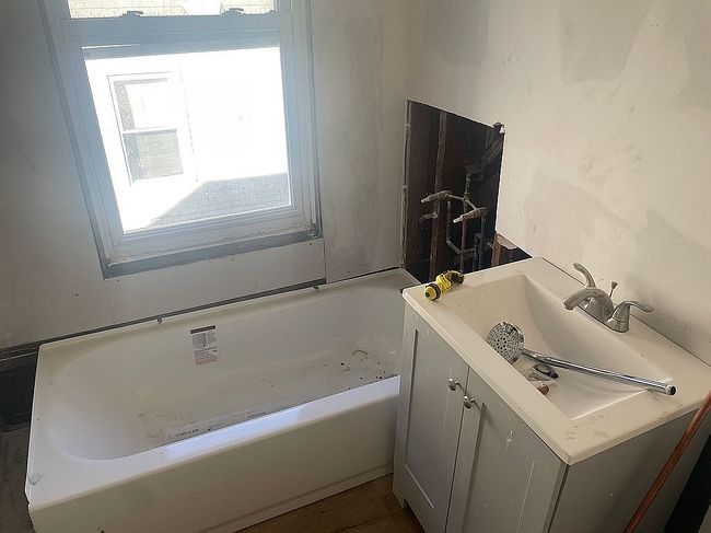 Preview of property located at 7939 S Escanaba Ave