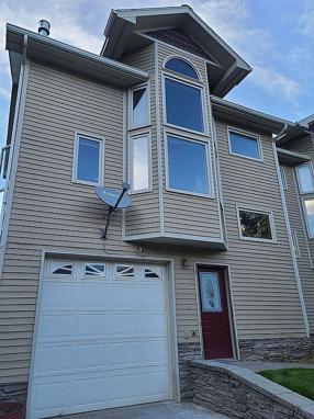 Preview of property located at 100 8th Ave