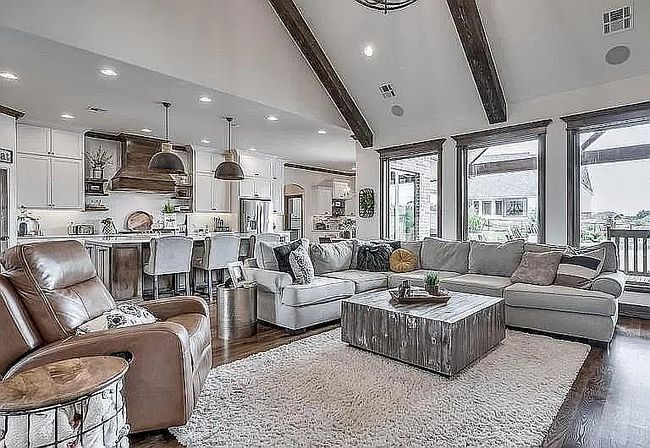 Additional photo 3 of property located at 11020 Jonah Dr