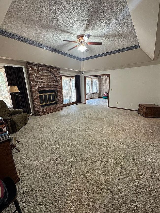 Photo of 3609 Poplar Dr, Joplin, MO