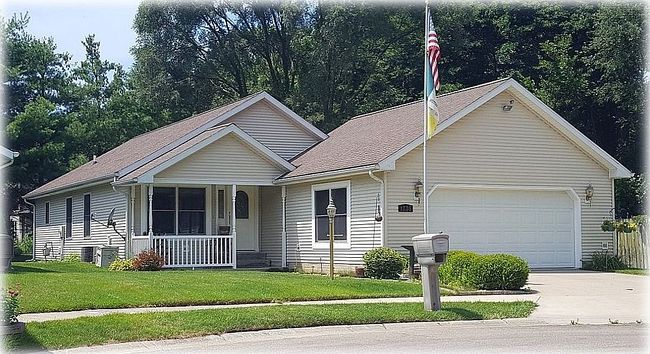 Photo of 1735 Woodland Dr