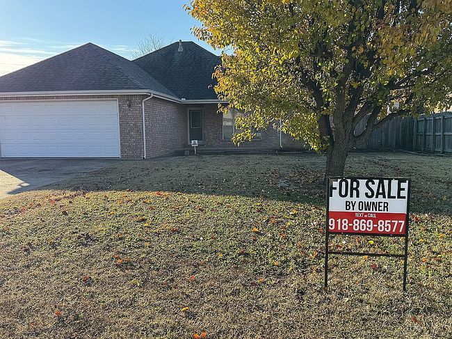 Photo of 3413 Canterbury Ave, Muskogee, OK