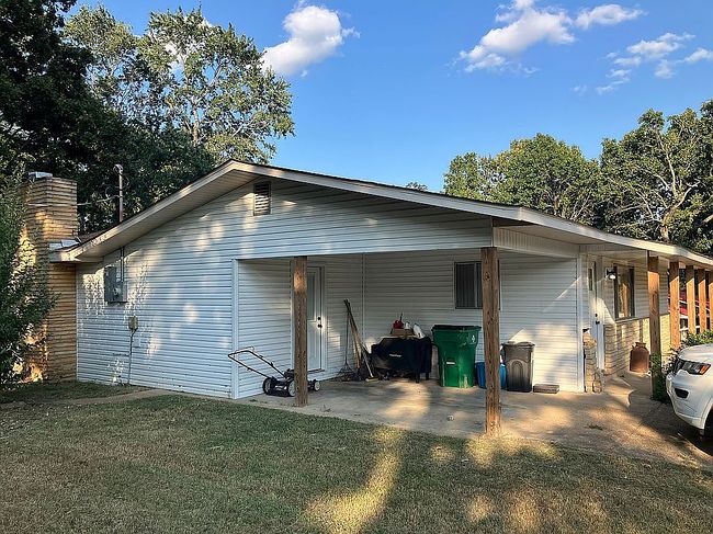 Photo of 1416 W Cardinal Dr, Horseshoe Bend, AR