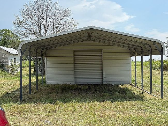 Photo of 26196 E Country Rd #1690, Elmore City, OK