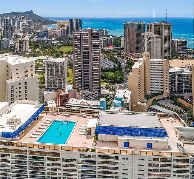 Photo of 400 Hobron Ln Apt 3702, Honolulu, HI