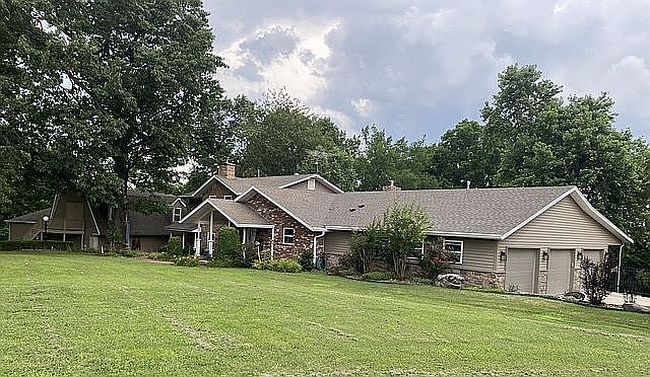Photo of 9552 Thunderhead Ln, Bentonville, AR