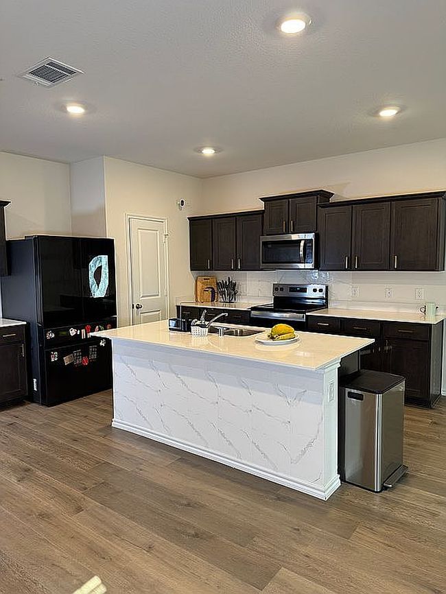 Photo of 205 Alice Springs Ln, Caddo Mills, TX