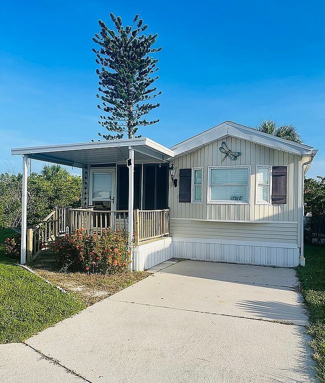 Photo of 800 Kay Rd Ne #1089, Bradenton, FL