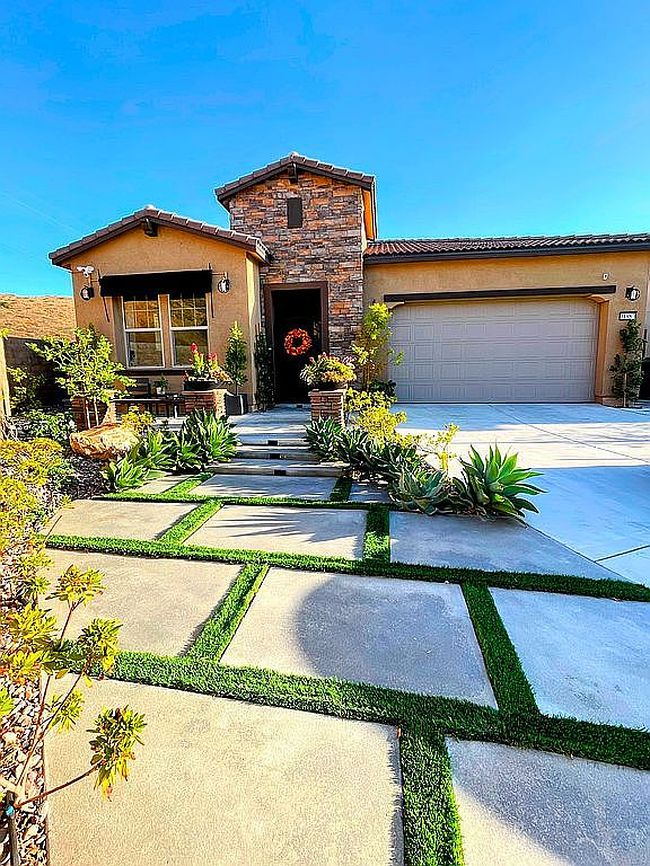 Photo of 11987 Sagecrest Ct, Corona, CA
