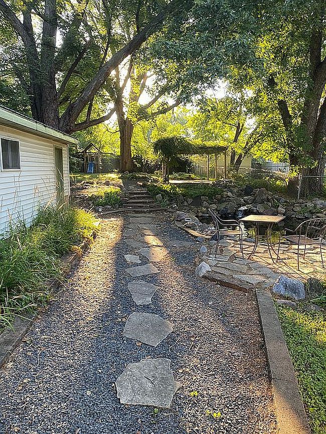 Additional photo 2 of property located at 1055 46th St