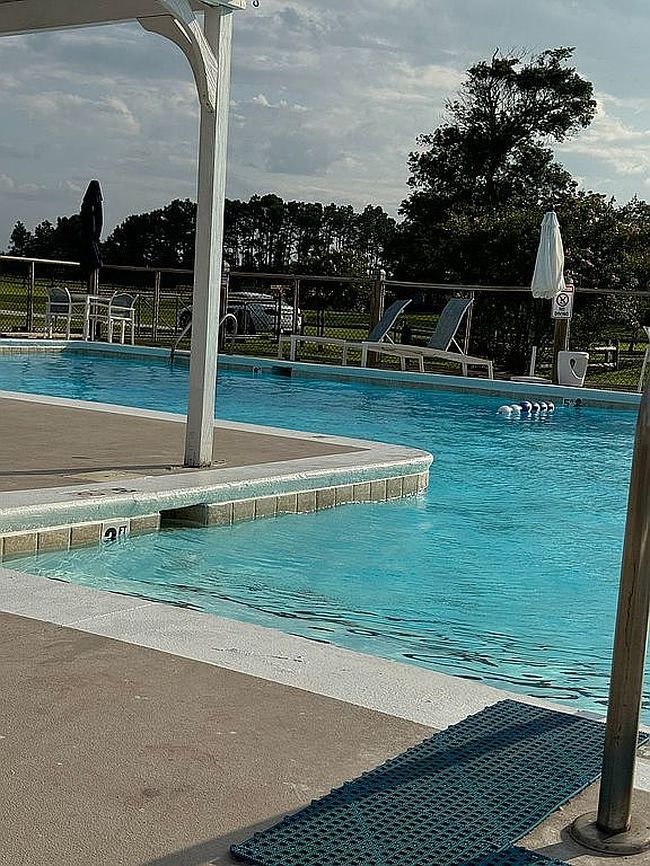 Image of 1204 Cedar Point Blvd #12