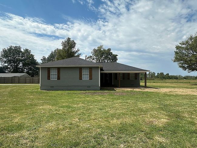 Photo of 150 Cypress Lake Ln