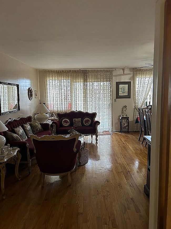 Preview of property located at 7429 Calamus Cir #20