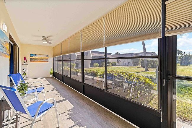 Image of 882 Shamrock Blvd