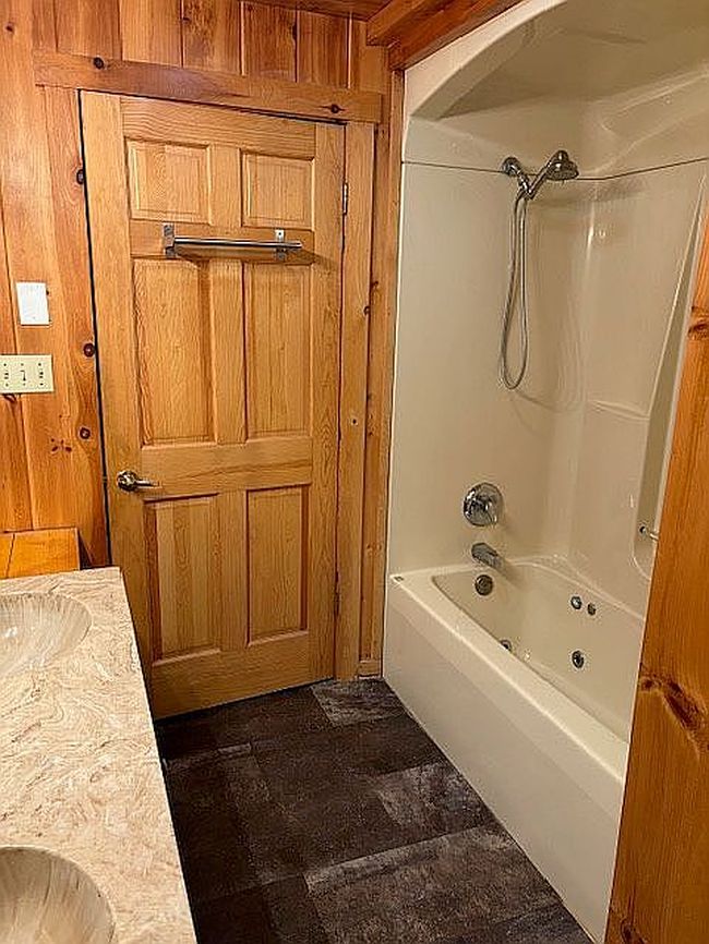 Preview of property located at 93 Shepard Ave